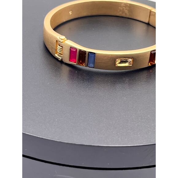 Chico’s Brushed Gold Tone Multicolor Rhinestone Hinged Bangle  Bracelet New - Picture 10 of 12